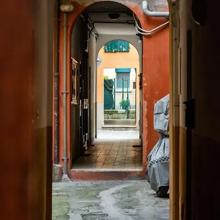 Housmart Pratello 48 *