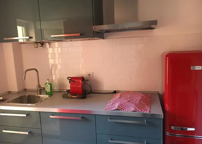 Housmart Pratello 48 *