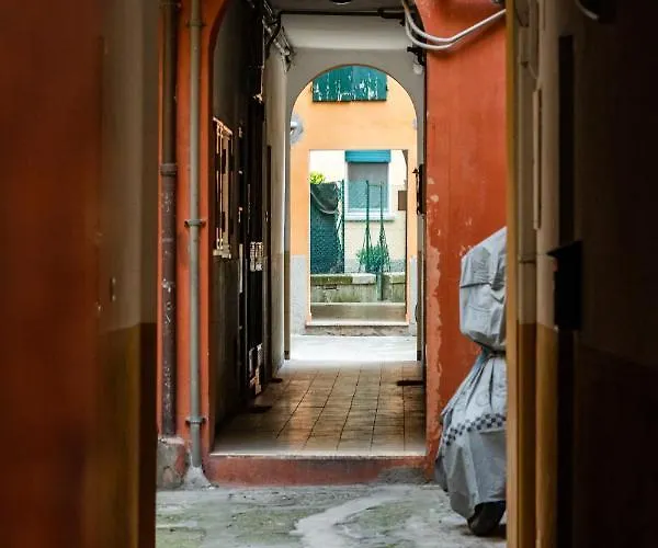 Housmart Pratello 48 *