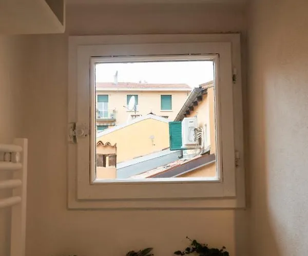 Housmart Pratello 48 شقة